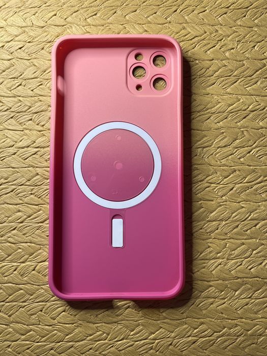 Etui na telefon iPhone 11 Pro Max/ MagSafe/ ochrona kamery