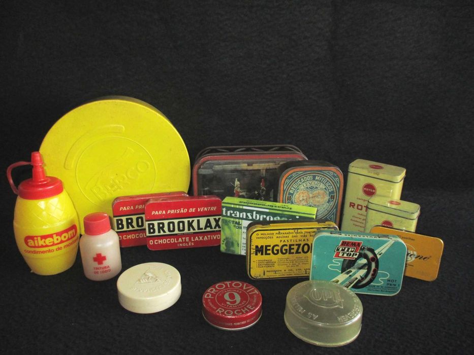 Conjunto de Latas Caixas e Frascos de Marcas Históricas