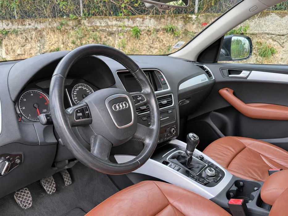 Audi Q5 2.0 TDI QUATTRO 170cv Nacional
