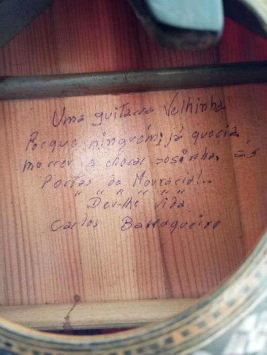 Guitarra portuguesa de 12 cordas muito antiga