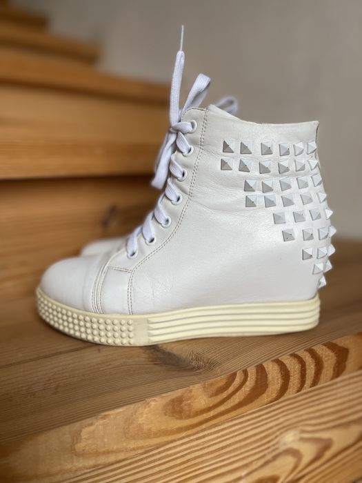 Черевики жіночі