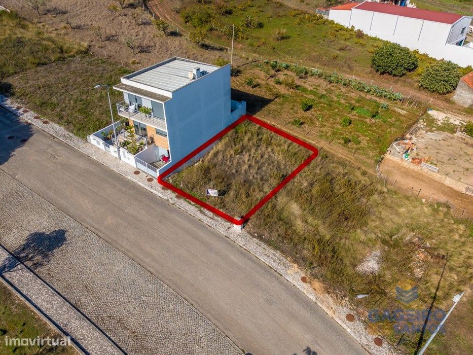 Lote de terreno na Nazaré.