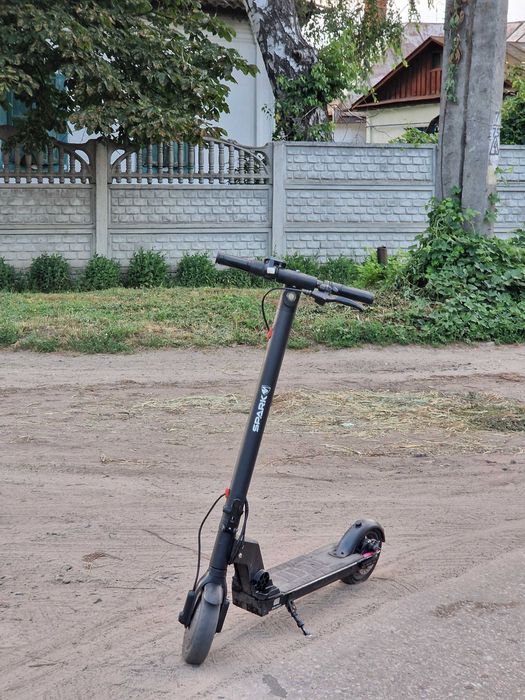 Електро самркт гарний стан (спарк)