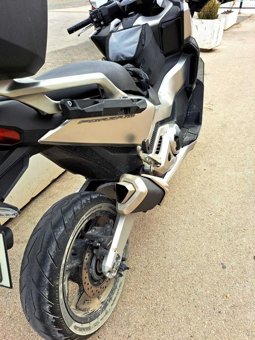 Honda Forza 750 de Out/2021