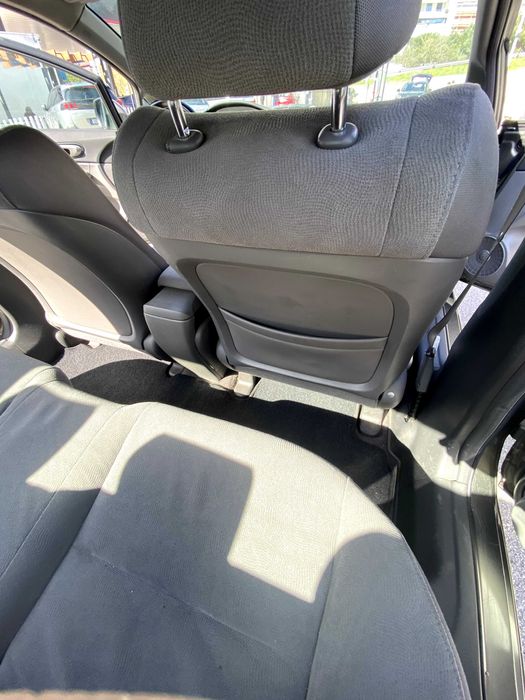 Honda Civic 2007 (Automático) – Conforto e Economia!