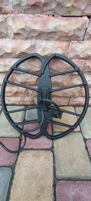 Продам металошукач QUASAR LED