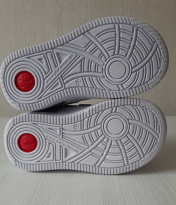 Дитячі кросівки Elefanten