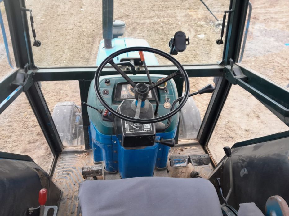 Ciagnik rolniczy Ford 6610