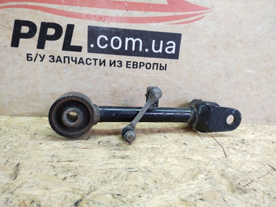 Lexus IS III 2014- рычаг задний верхний диагональный левый / правый