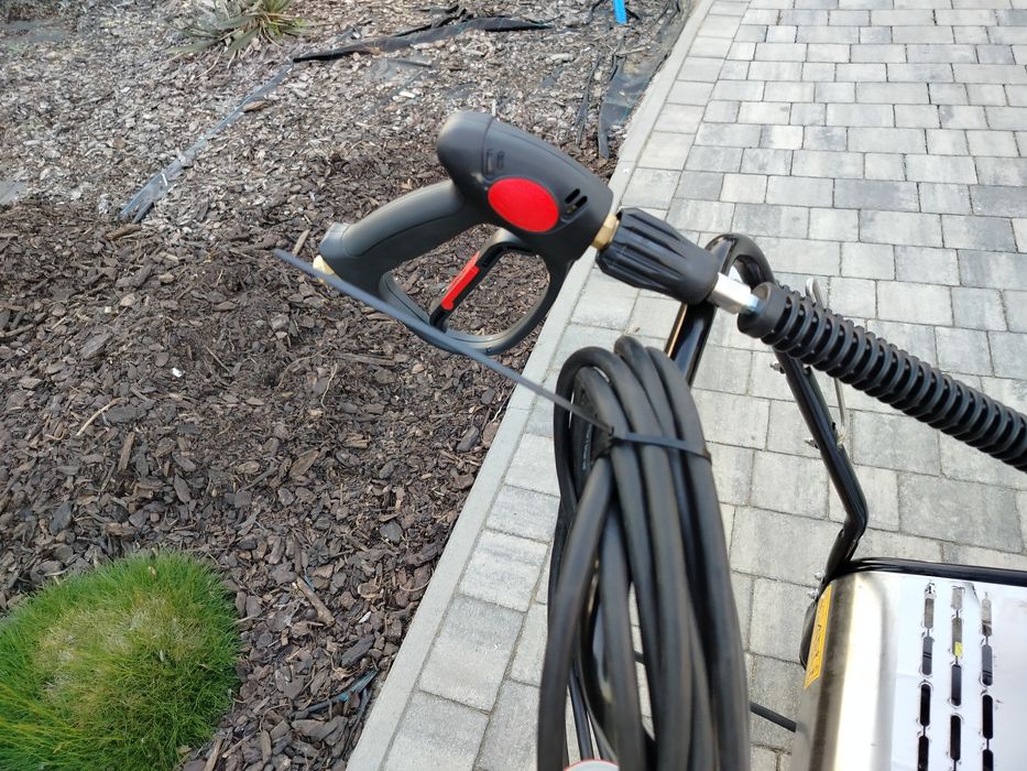 Myjka ciśnieniowa Maxima biemmedue interpump 200 bar