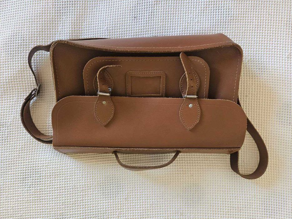 Pasta a tiracolo em pele Cambridge Satchel