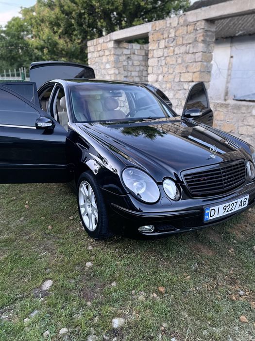 Мерседес 211 2.2 CDI