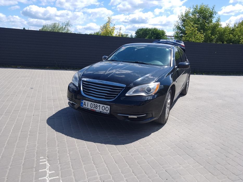Продам Chrysler 200