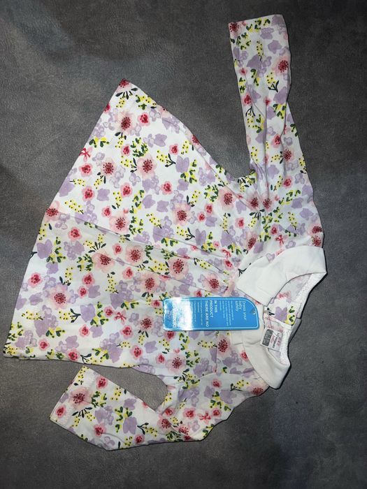 Кофта на дівчинку 62-68 3 -6 місяців