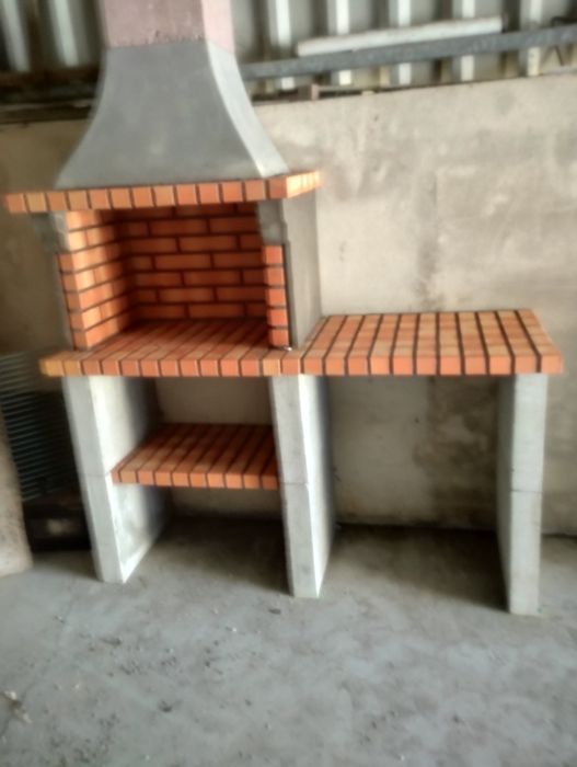 Churrasqueira com bancada