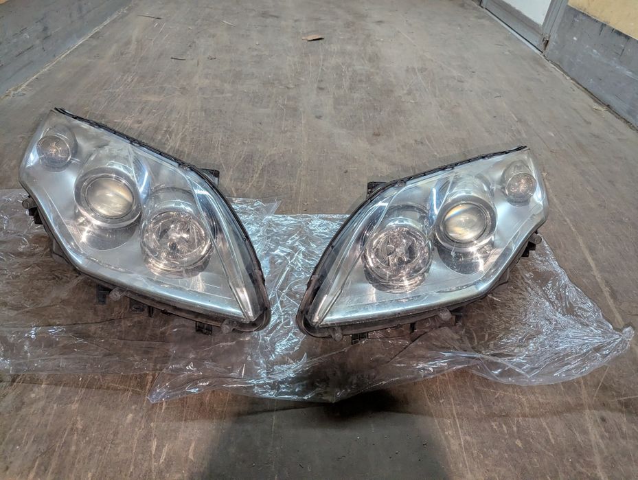 Lampy laguna III 3 2008 przed lift