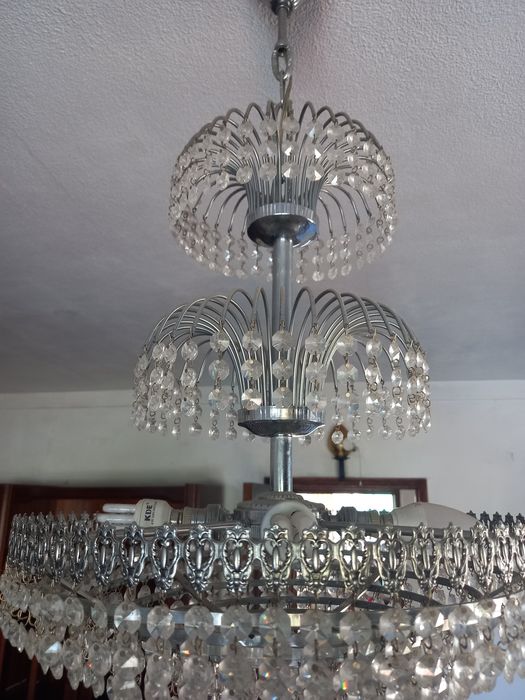 Candeeiro de teto meio cristal