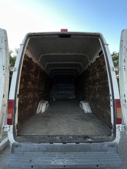 Перевезення меблів та техніки