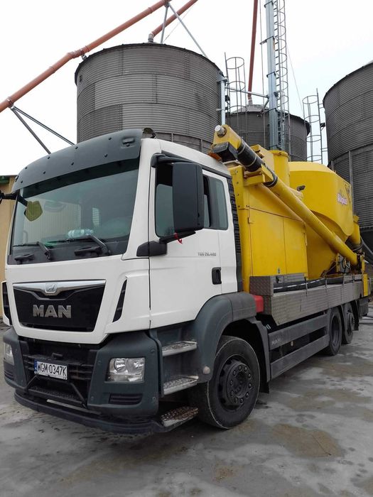 Mobilna mieszalnia pasz/śrutownik/gniotownik