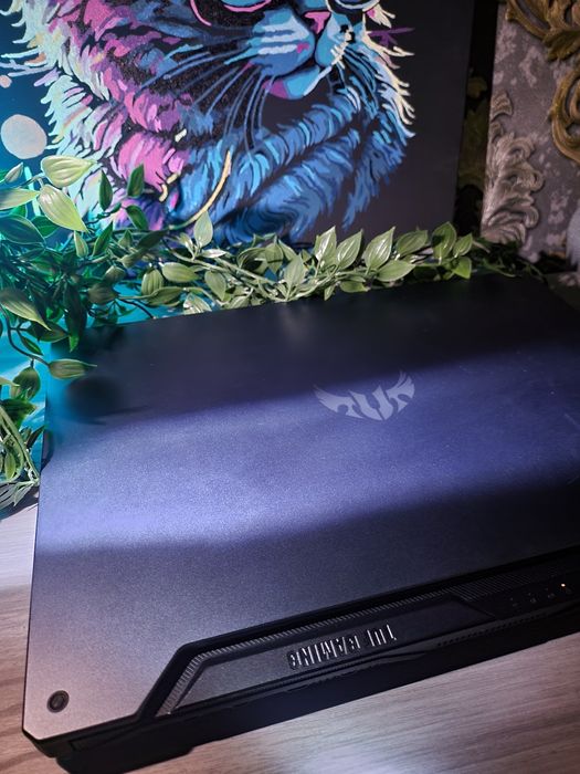 Игровой ноутбук Asus TUF 144Hz/ GTX1650/Ryzen5 4.0Ghz/16Gb/256ssd+1Tb