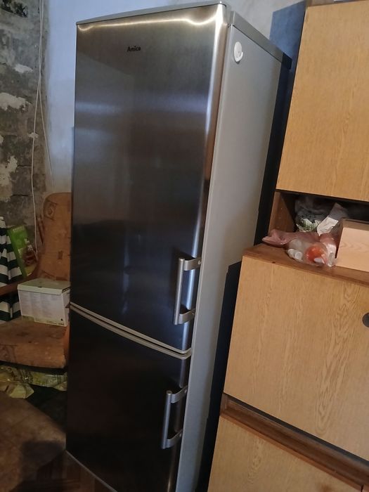 Lodówko zamrażarka używana Amika srebrna