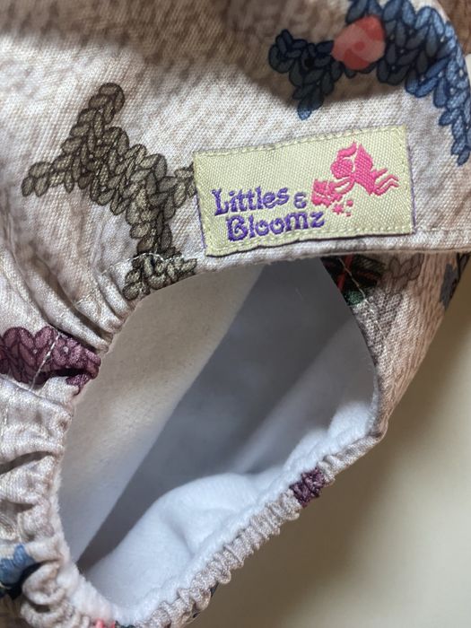 Fralda reutilizavel ajustavel com caezinhos Little Bloom