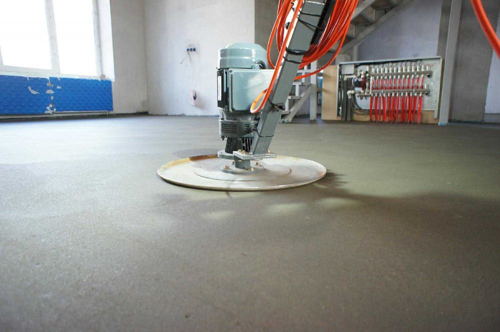 Стяжка підлоги напівсуха машинна. Рівна підлога за 1 день заливка пола ...