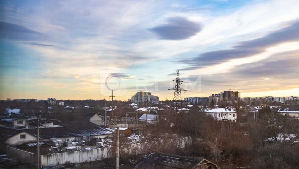 Простора 2-кімнатна квартира 66 м² у сучасному ЖК Manhattan UP