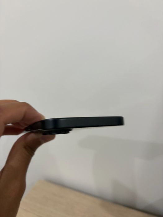 Iphone 16 bom estado
