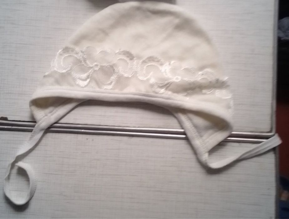 Шапочки та рукавички для немовлят (набором)