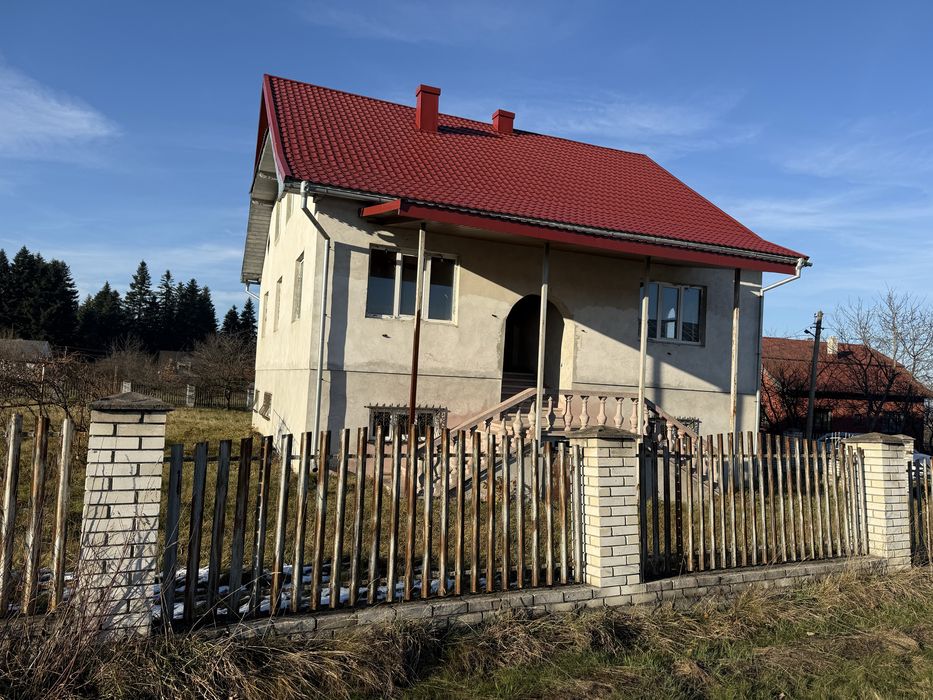 Продаж будинку с. Лоєва Надвірнянський р-н