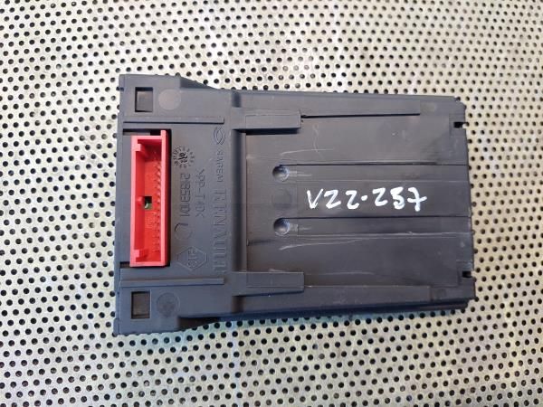 Módulo controlo de distância RENAULT Laguna II Break (KG0/1_)