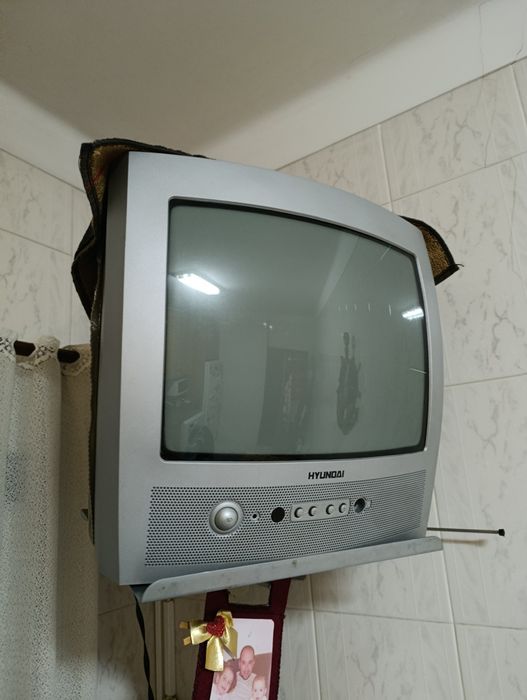 Televisão pequena Hyundai