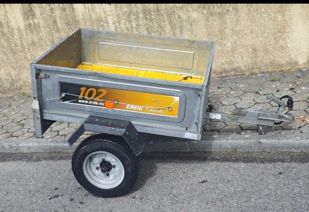 Atrelado erde 102