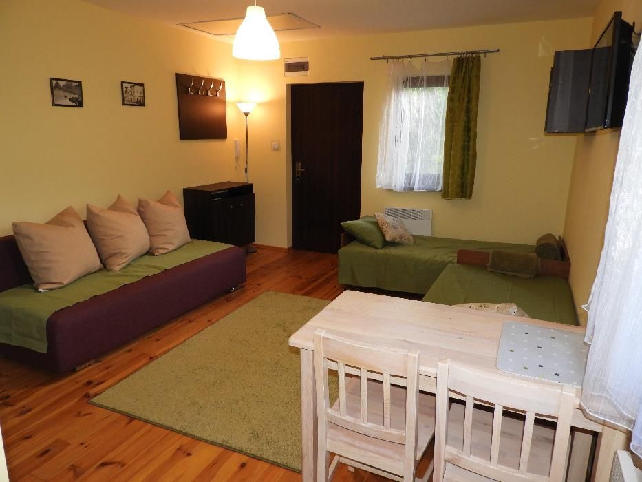 Noclegi Domek LATO / ZIMA, Krynica Centrum. Pokój 3-4 os.