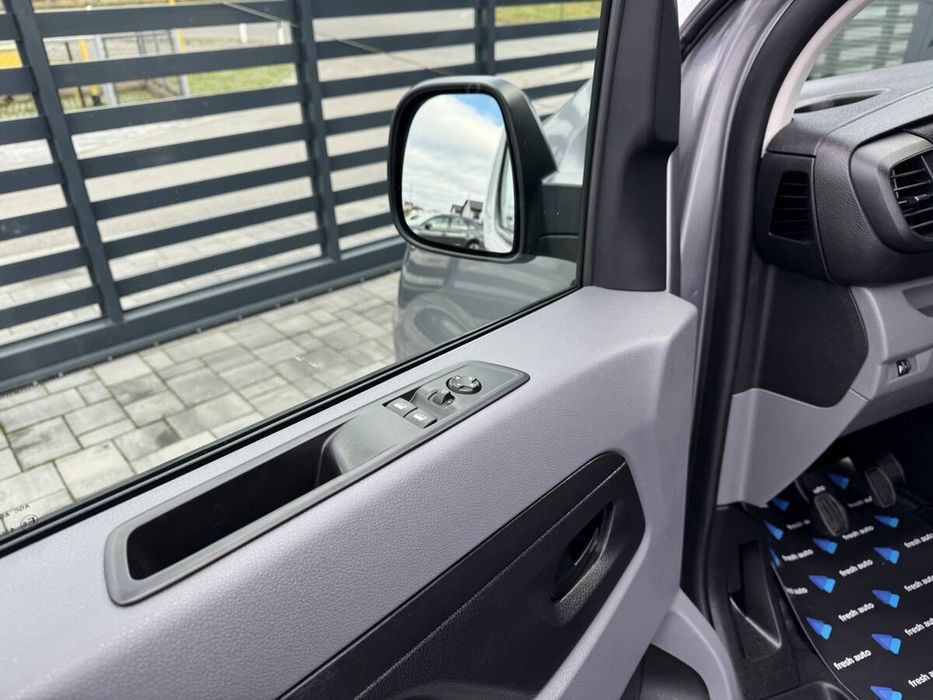 Opel Vivaro 2021 freshauto