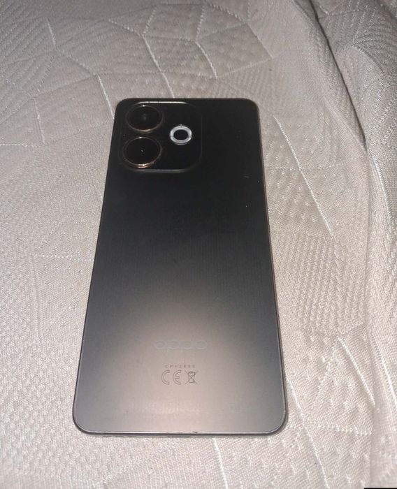 Vendo OPPO A5 PRO  5G  256GB RAM 8