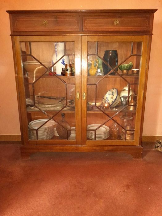 Vitrina/Armário expositório vintage em madeira maciça