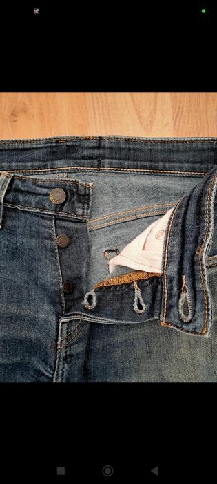 Calças Levis originais