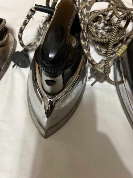 Продам утюги в робочому стані