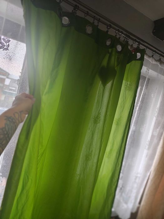 Zasłony na okno,cena za dwie sztuki