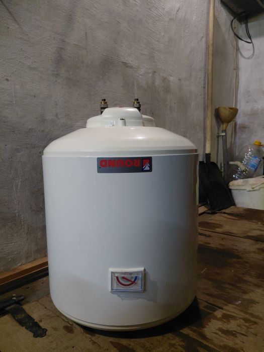 Продам бойлер 50 литров