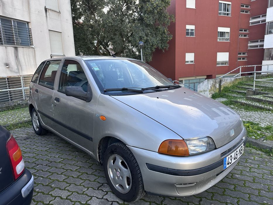 Fiat punto.64988336864001120