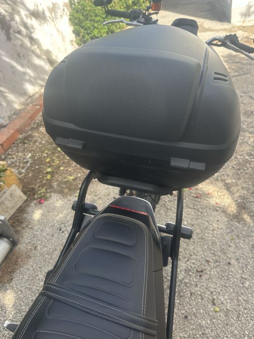 Moto Benelli Leoncino 125