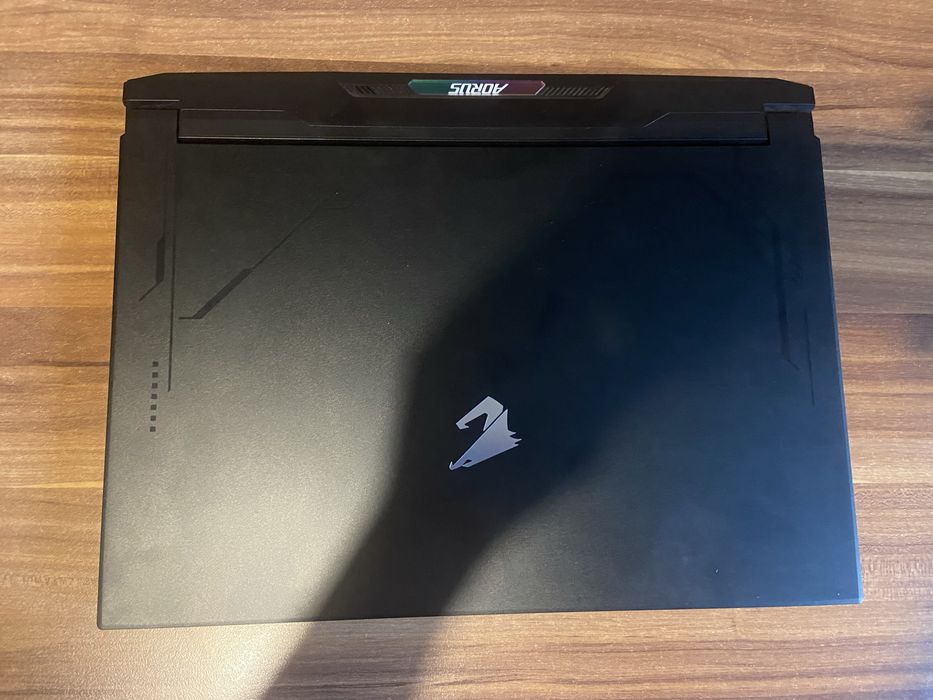 Laptop Gigabyte Aorus 15X I7-13650HX 32GB RAM 1TB SSD
