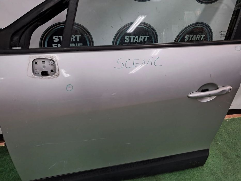 Renault Grand Scenic III Porta Frente e Tas esquerda 2009-2016
