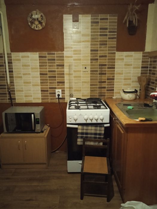 Здам 2 кімнатну квартиру подобово