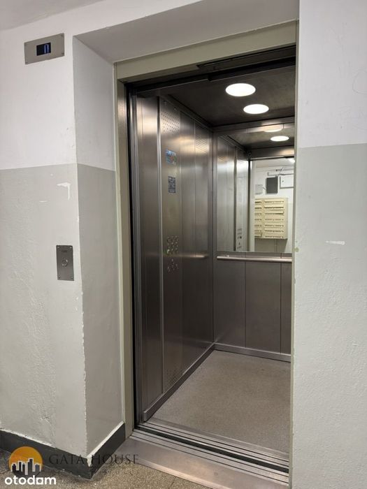 Kawalerka + wnęka sypialniana, Metro, piękny widok