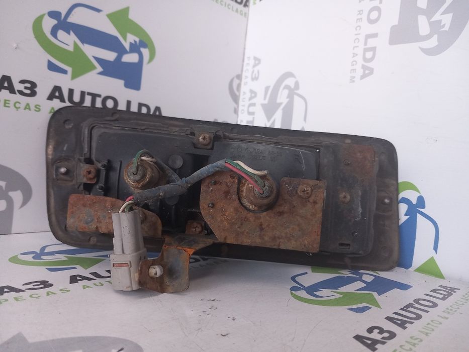 Farolim traseiro lado direito Land Cruiser