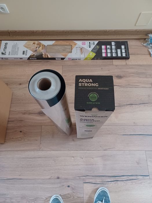 Folia pod panele winylowe